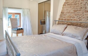 3 Schlafzimmer, Reisekinderbett, Bettwäsche