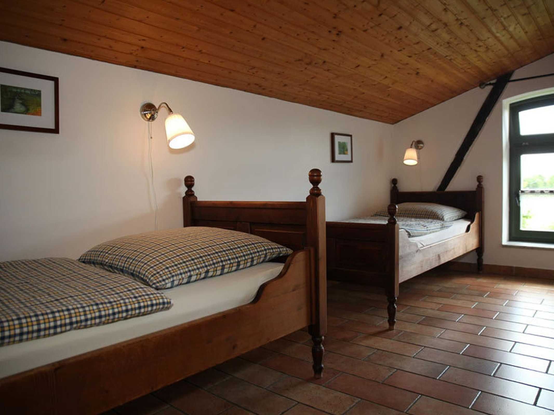 2 Schlafzimmer, Reisekinderbett, WLAN, Bettwäsche