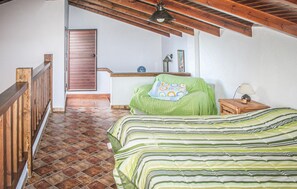 3 dormitoris, un bressol de viatge, wifi gratuïta i roba de llit