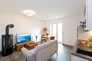 TV, fireplace - Small seaside - Kells apartments (Klink)