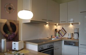 Fridge, oven, dishwasher