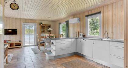 Beautiful home in Haderslev with WiFi