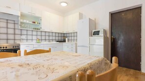 Fridge, stovetop, freezer