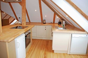 Unclassified image, 4 of 21, button