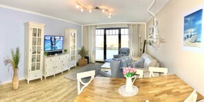 TV - (243) 3-room apartment - apartment complex holiday dreams (Kühlungsborn)