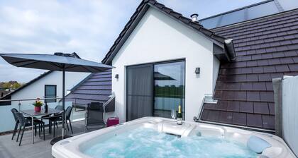 VILLA MON BIJOU / Luxus-OG-Fewo