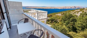 Fin leilighet i Jablanac med kjøkken