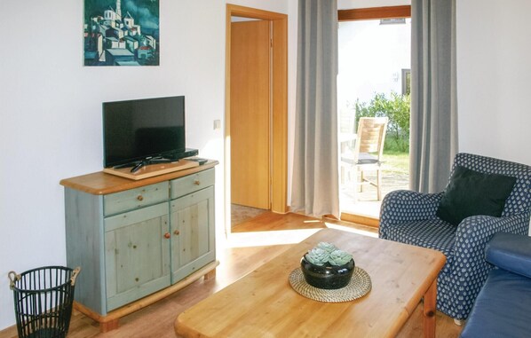 TV, DVD player