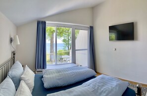 2 Schlafzimmer, Zimmersafe, Bügeleisen/Bügelbrett, WLAN