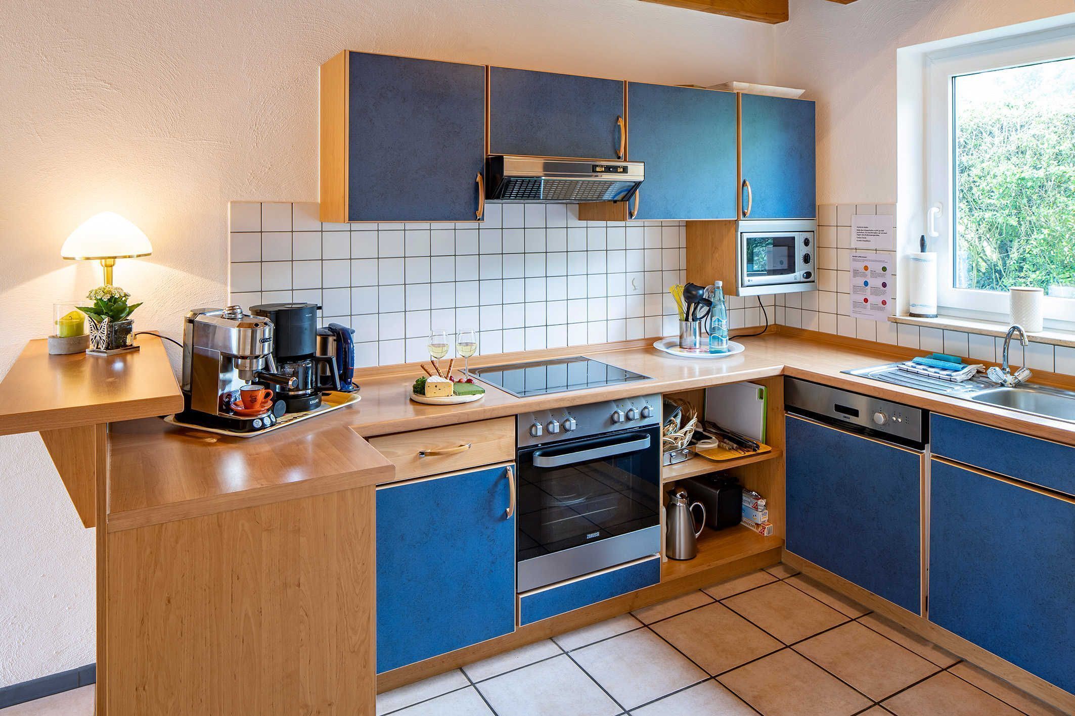 Køleskab, mikrobølgeovn, ovn, opvaskemaskine