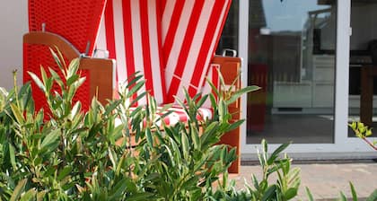 Steilküste · Terrasse · Garten · Waschmaschine - Unterkunft Steilküste, WLAN,