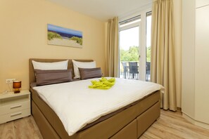 3 soveværelser, pengeskab på værelset, strygejern/strygebræt