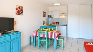 Unclassified image, 5 of 11, button - Gorgeous apartment in Cerbere with swimming pool (Cerbere)