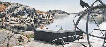 Flekkerøyの4室の宿泊施設