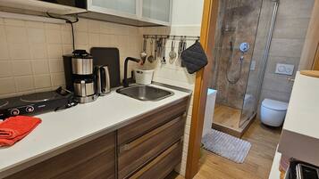 Kühlschrank, Mikrowelle