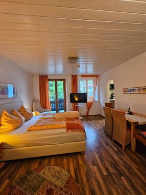 1 camera, Wi-Fi, lenzuola
