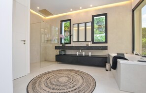 Ensemble douche/baignoire