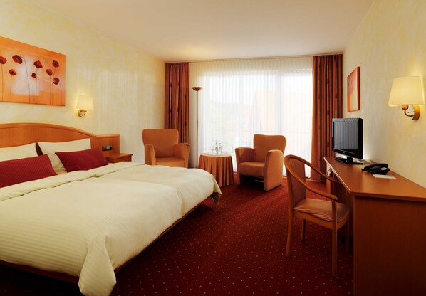 Unclassified image, 1 of 14, button