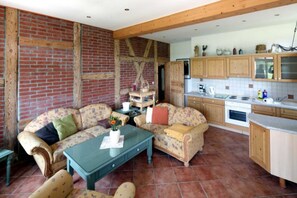 Kjøleskap, mikrobølgeovn og ovn