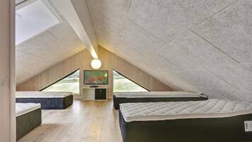 9 slaapkamers, reisbedje, gratis wifi