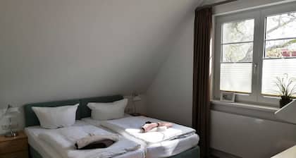 Double room 04 - Guesthouse & Strandhalle