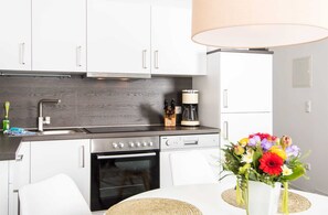 Kühlschrank, Ofen, Geschirrspüler