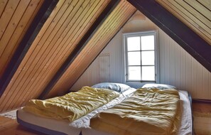 2 bedrooms, free WiFi