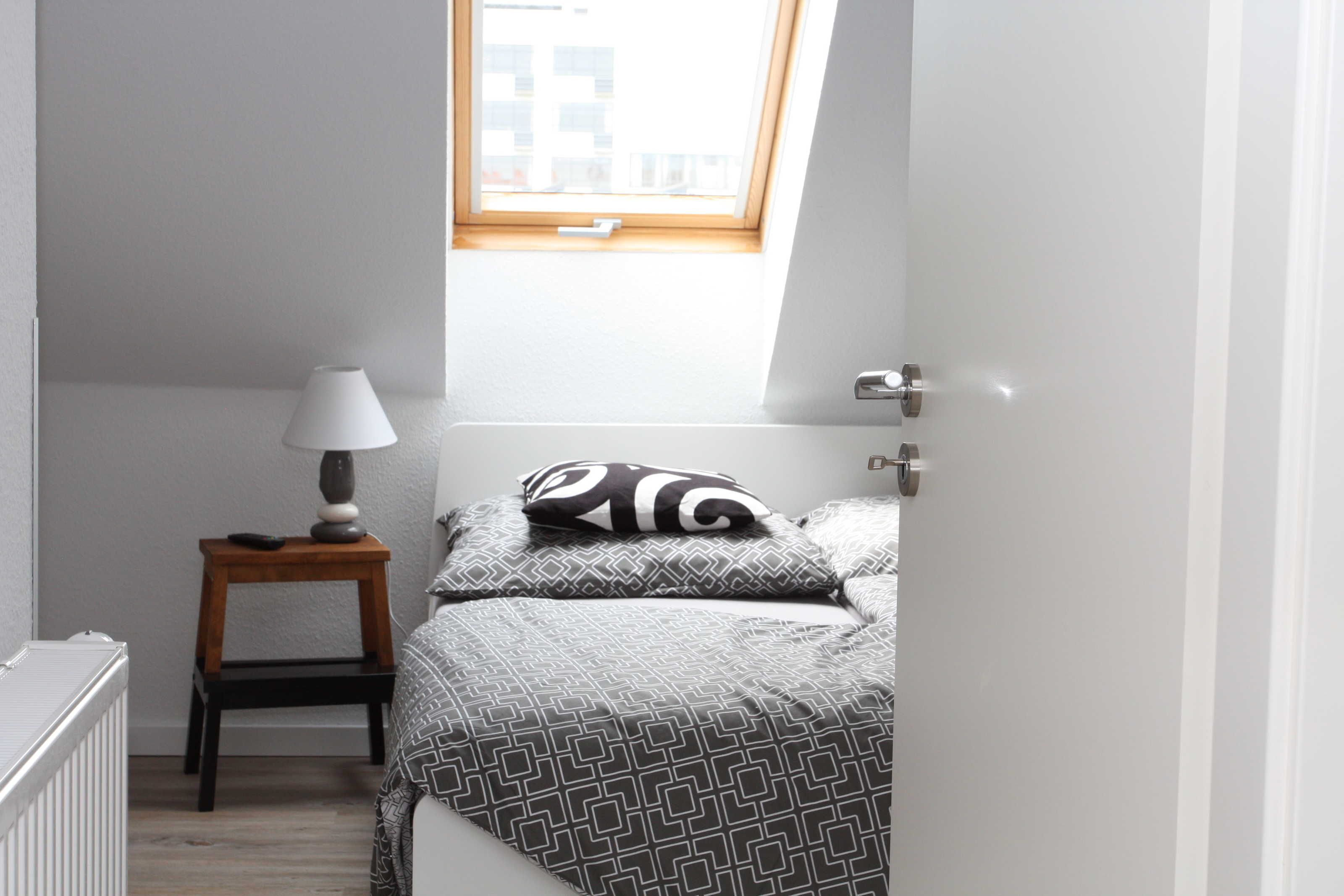 1 bedroom, travel crib, WiFi, bed sheets