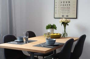 Unclassified image, 5 of 11, button - Apartment 1- Dachgeschoss online - Apartment Bauhausblick (Dessau-Roßlau)