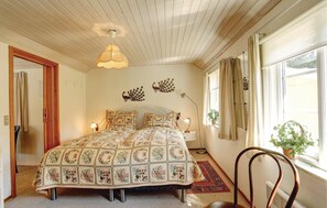 2 bedrooms