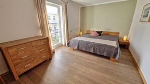 Unclassified image, 3 of 13, button - (95) 3-room apartment - apartment house Sanssouci (Kühlungsborn)