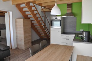 Fridge, microwave, oven, dishwasher - Apartment Riesling - Vacation Apartment Vollert (Obersulm)