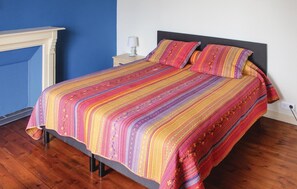 3 bedrooms, travel cot, free WiFi
