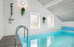 Indoor pool - 4 bedroom cozy home in Brovst (Brovst)