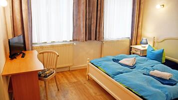 2 Schlafzimmer, Reisekinderbett, WLAN, Bettwäsche