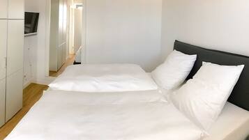 2 dormitorios, escritorio, wifi y ropa de cama