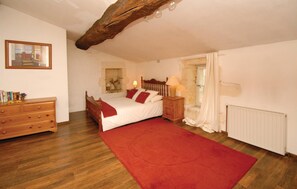 4 bedrooms, travel cot, free WiFi, bed sheets - 4 bedroom beautiful home in St Germain (St Germain)