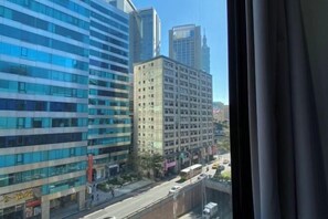 In-room safe, desk, free WiFi - Just Inn Taipei (Xin Yi) (Taipei)
