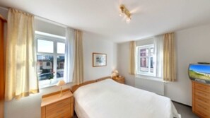 1 Schlafzimmer, Reisekinderbett, WLAN