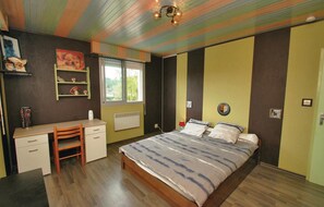 4 Schlafzimmer, Reisekinderbett, Bettwäsche