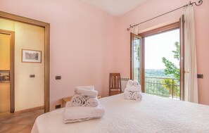 3 habitaciones, cuna de viaje y wifi gratis 