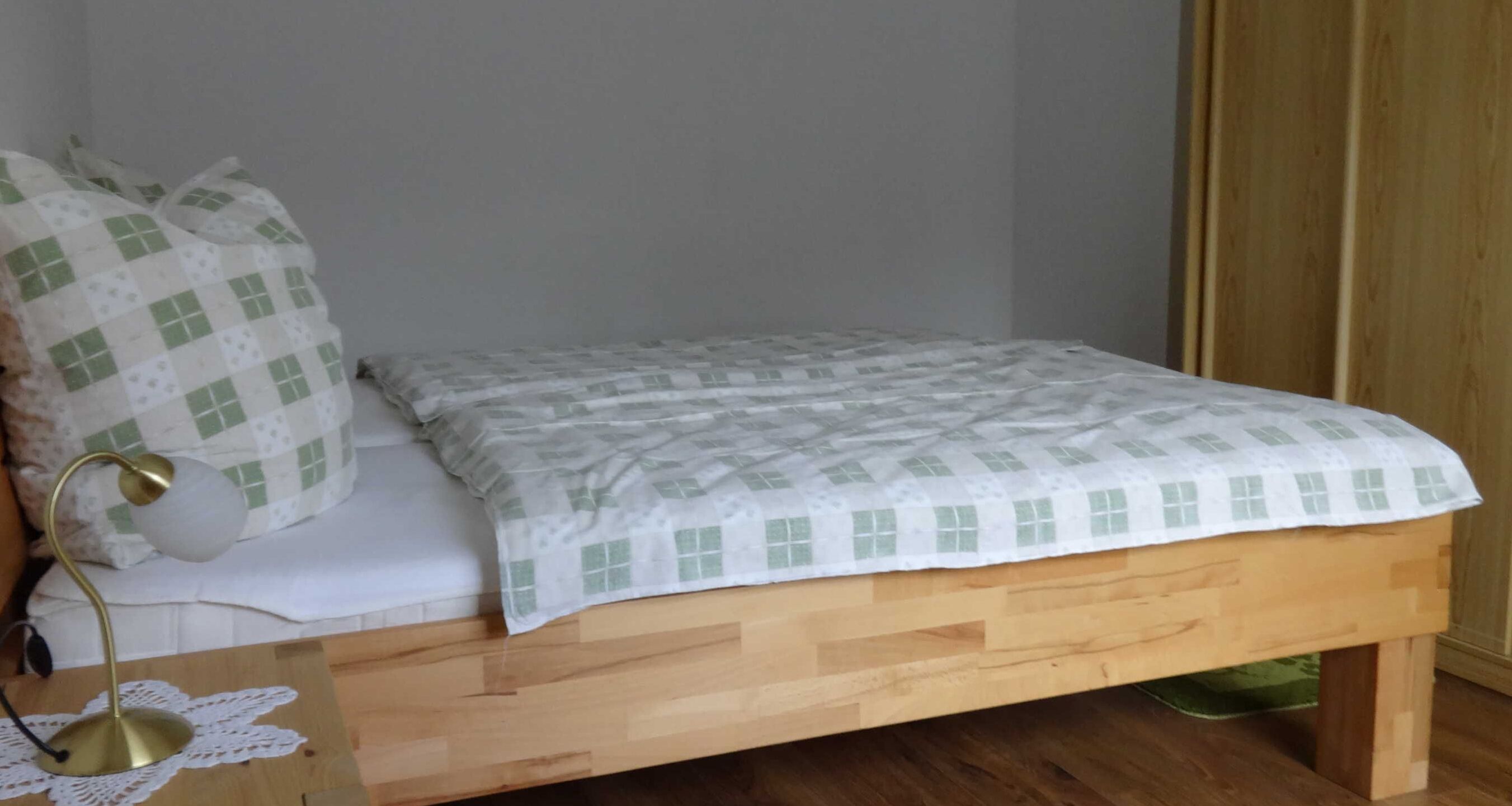 2 Schlafzimmer, Reisekinderbett, WLAN, Bettwäsche