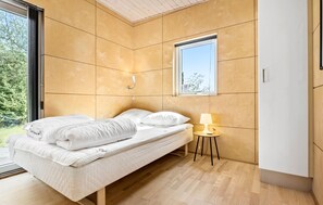 3 Schlafzimmer, Bügeleisen/Bügelbrett, Reisekinderbett, kostenloses WLAN