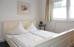 1 Schlafzimmer, Reisekinderbett, WLAN
