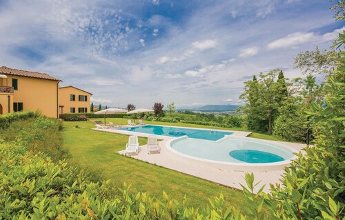 Schönes Haus in Cerreto Guidi FI mit Swimmingpool