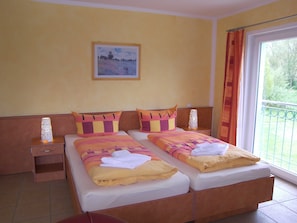 1 bedroom, WiFi, bed sheets, wheelchair access