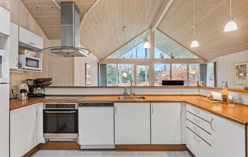 Beautiful home in Væggerløse with sauna