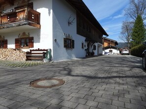 Unclassified image, 4 of 12, button - Vacation apartment #4 - Aribohof (Rottach-Egern)