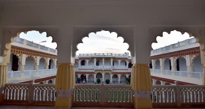 Menal Jungle Safari Resort