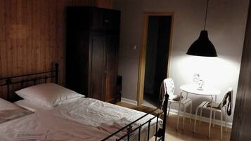 1 Schlafzimmer, Reisekinderbett, WLAN